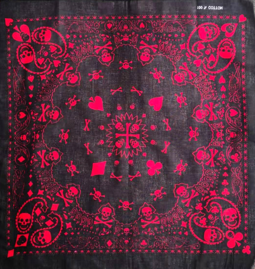 55 cm Beyaz Siyah Kırmızı Kafa - Bandana Blank White incelemesi ve fiyatı
